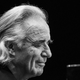 Imagen para el artículo titulado El momento en que el maestro João Carlos Martins vuelve a tocar el piano 20 años después gracias a unos guantes biónicos